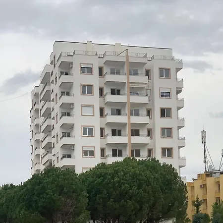 Peppermint Apartment Golem (Tirana)